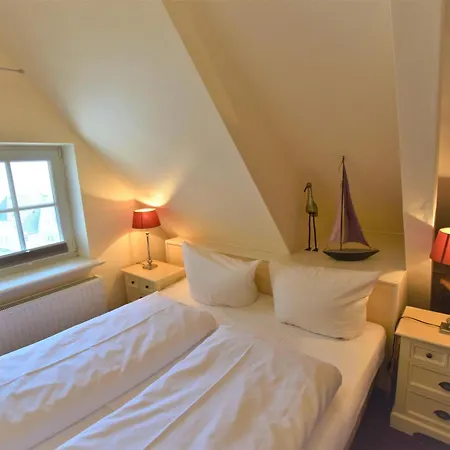 Auf Der Düne, App 7 *